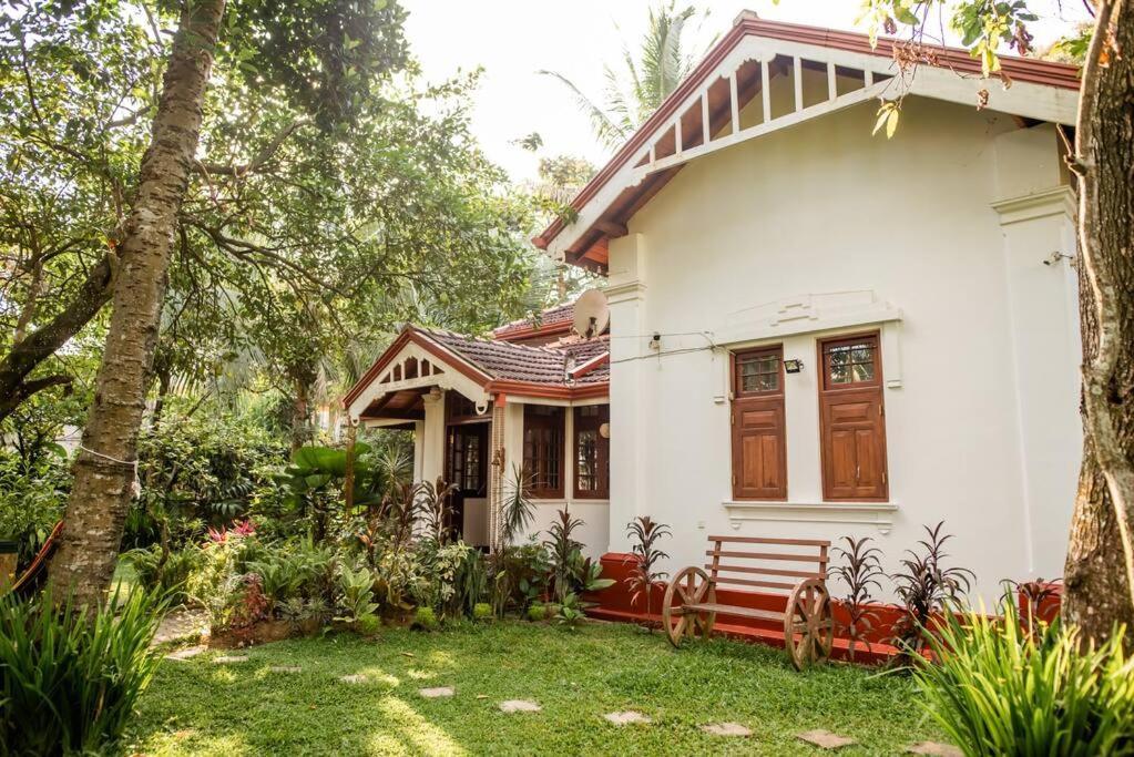 Colonial Residence Kandy Villa מראה חיצוני תמונה