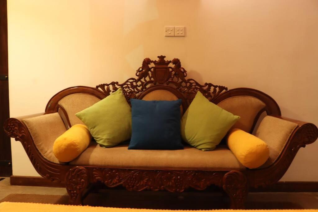Colonial Residence Kandy Villa מראה חיצוני תמונה