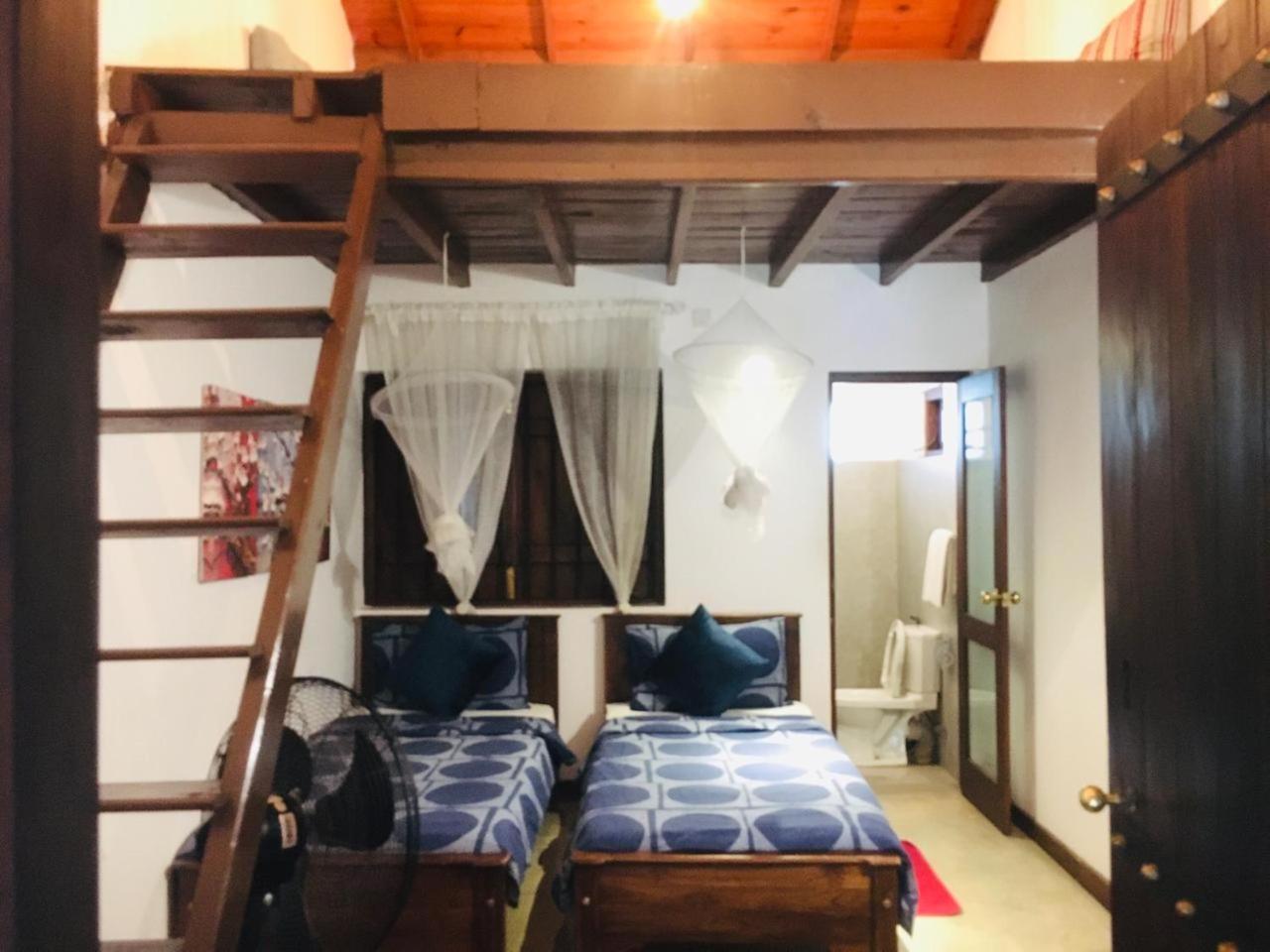 Colonial Residence Kandy Villa מראה חיצוני תמונה